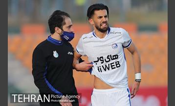 دیدار تیم های فوتبال پیکان و استقلال تهران 12