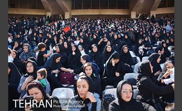 همایش شیرخوارگان حسینی در استادیوم آزادی-1 18
