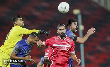 دیدار تیم های فوتبال پرسپولیس و گل گهر سیرجان 9