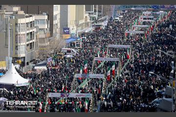 راهپیمایی ۲۲ بهمن در تهران -۲ 37