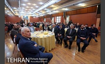 تهرانگردی احمد مسجدجامعی در منطقه پنج‎ 15