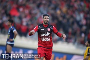 دیدار تیم های فوتبال پرسپولیس و استقلال خوزستان