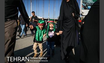 همایش شیرخوارگان حسینی در استادیوم آزادی-۲ 4