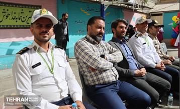 جشن شکوفه‌ها در منطقه ۱1 13