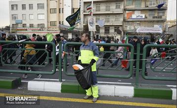 خدمات شهرداری تهران در پایان راهپیمایی ۲۲ بهمن 14