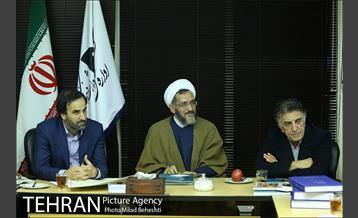 نشست نمایندگان کمیسیون فرهنگی مجلس شورای اسلامی و اعضای ستاد برگزاری جشنواره تئاتر فجر‎ 2