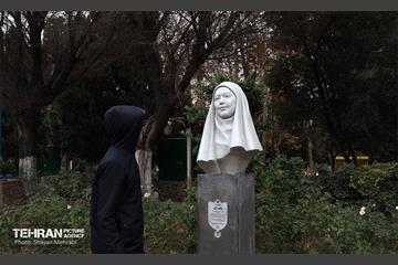 رونمایی از سردیس شهدای دانشجو 9