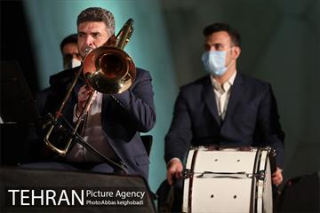 پرواز ۱۷۹ فانوس در آسمان به یاد ۱۷۹ شهید بهمن ماه ۵۷  6