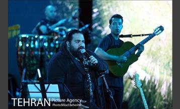 کنسرت رضا صادقی‎ 7