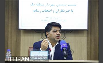 نشست صمیمی شهردار منطقه یک با خبرنگاران و اصحاب رسانه 13