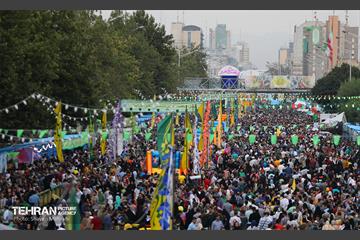 مهمانی ۱۰ کیلومتری عید غدیر در تهران 48