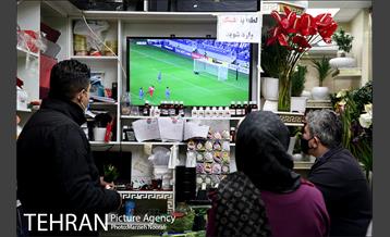 تماشای فوتبال؛ بهانه ای برای شادی 11