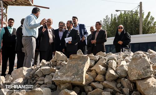 بازدید رئیس کمیسیون حمل‌ونقل شورا از منطقه 17 12