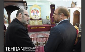 دیدار شهردار تهران با خانواده شهدا و جانبازان ارامنه در کلیسای ارامنه وارطان مقدس 5