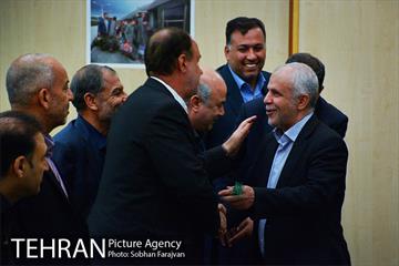آیین رونمایی از کتاب "پرواز از پنجره جنوبی" 4
