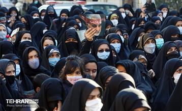 تشییع و تدفین پیکر مطهر دو شهید گمنام در منطقه 17