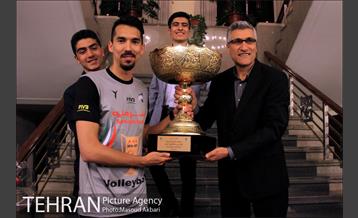 جشن قهرمانی لیگ والیبال و رونمایی از پیراهن تیم ملی