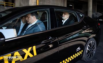 آیین رونمایی از تاکسی‌های برقی 5