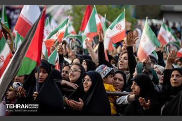 حضور رئیس جمهور در جمع مردم جنوب غرب تهران 11