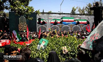تشییع پیکر آقای شهید ایران - ۲ 3