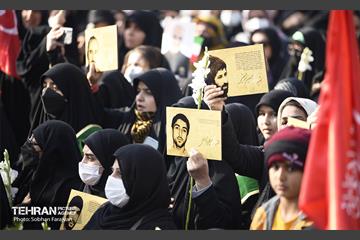تشییع پیکر شهید گمنام در منطقه ۲۱
