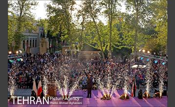 جشن روز جمهوری اسلامی در میدان مشق 3