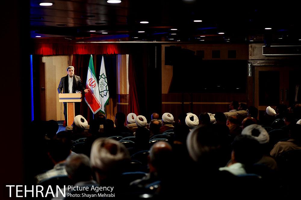 گردهمایی دبیران و اعضای شوراهای نماز و امر به معروف با حضور شهرداری تهران 12