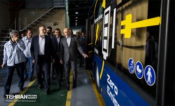 بازدید شهردار تهران از کارخانه خودروسازی «عقاب افشان» 18