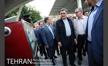 افتتاح اولین موزه پمپ بنزین در تهران با حضور شهردار تهران  34