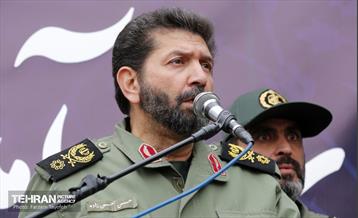 تشییع پیکر شهدای مدافع حرم در منطقه ۵ 10