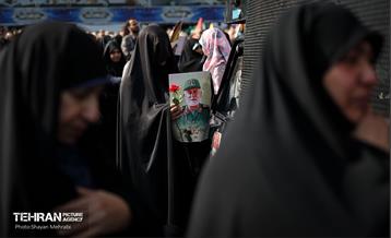 مراسم تشییع پیکر شهید سردار عباس نیلفروشان - ۱ 26