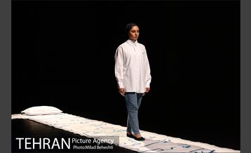 نمایش امشب اینجا 7