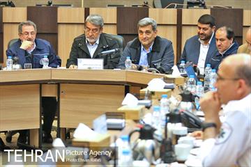 بازدید وزیر کشور از ستاد بحران شهر تهران 20