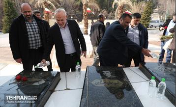 اختتامیه دومین کنگره شعر و داستان روایت پایداری 3