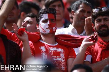 دیدار تیم های تراکتور سازی تبریز و پرسپولیس تهران 31