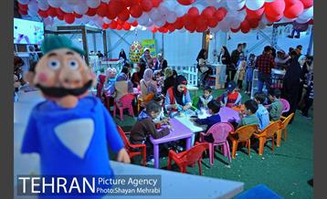 برج میلاد تهران در ایام نوروز 23