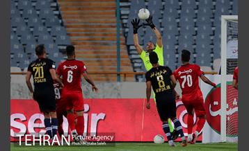دیدار تیم های فوتبال پرسپولیس و نساجی  20