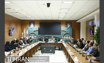 بیست چهارمین جلسه شورای معاونان،مشاورین و شهرداران 13