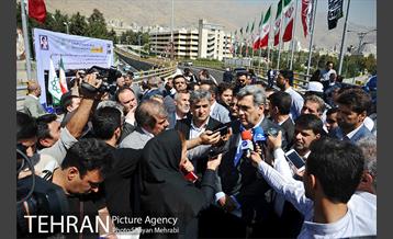افتتاح پل غیر همسطح بزرگراه شهید چمران (پل شهید نوروزی) با حضور شهردار تهران 15
