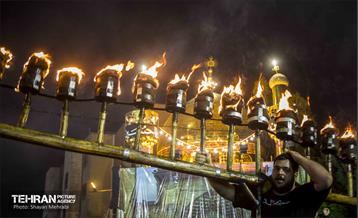 آئین سنتی مشعل گردانی 31