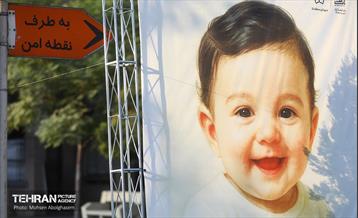 رونمایی از مجسمه های 6 شهید در منطقه 15 23