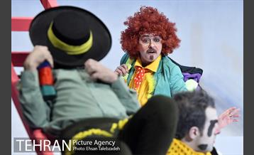 نمایش «مخ پریشون های شلم‎» 4