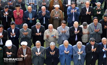 نماز عید فطر در مصلی تهران 48