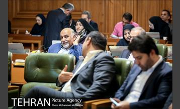 ارائه برنامه عباس آخوندی کاندید پست شهردار 2