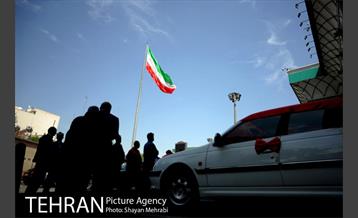 مراسم اهدای 7 دستگاه خودرو به برندگان شهروند 26