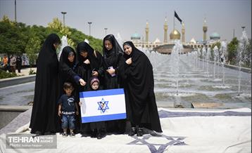 حضور مردم در مرقد امام خمینی(ره) 21