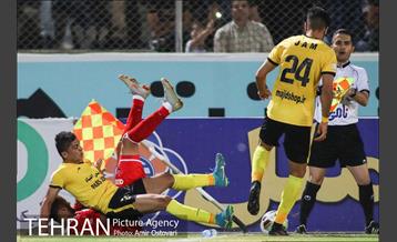 دیدار تیم های پارس جنوبی جم و پرسپولیس 22