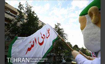 کاروان غدیر خوانى در خیابان هاى تهران 10