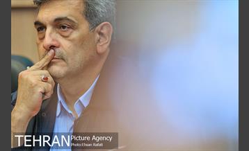 بازدید وزیر کشور از ستاد بحران شهر تهران 18