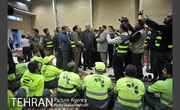 بازدید شهردار تهران از ستاد شهرداری تهران در حرم امام خمینی(ره) 7